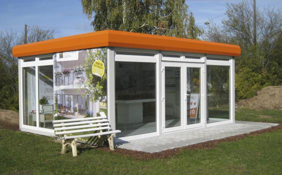Doppelcontaineranlage / Schauraum